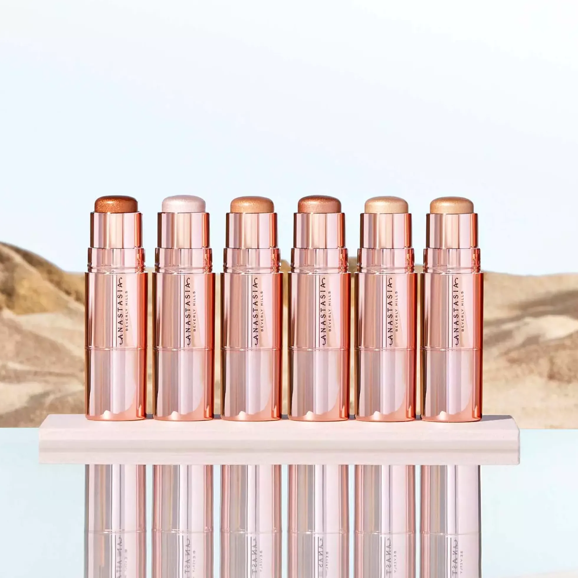 Anastasia Beverly Hills Stick Highlighter Dripping in Gold