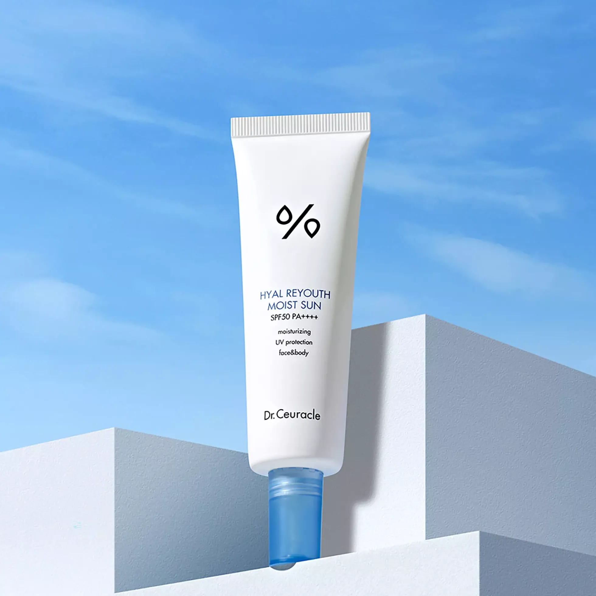 Dr. CeuracleHyal Reyouth Moist Sun 50 ml