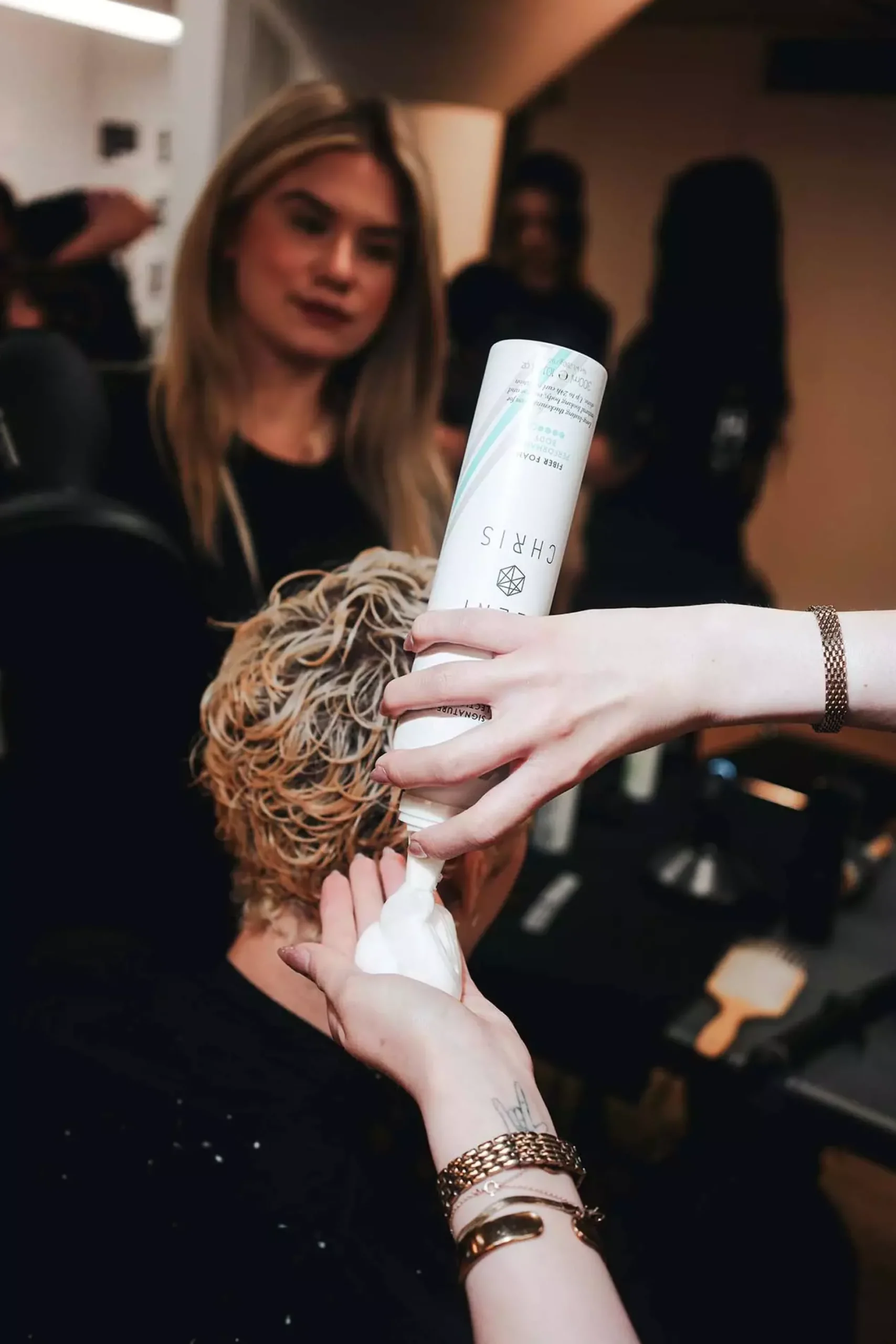 Eleni&Chris Bundle Fiber Foam 300 ml & Hairspray 300 ml & Heat Spray 300 ml & Texture Spray 300 ml