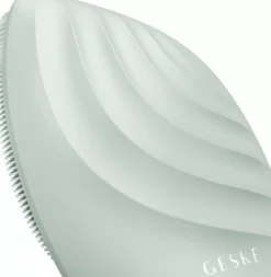 Geske5 in 1 Sonic Facial Brush Green