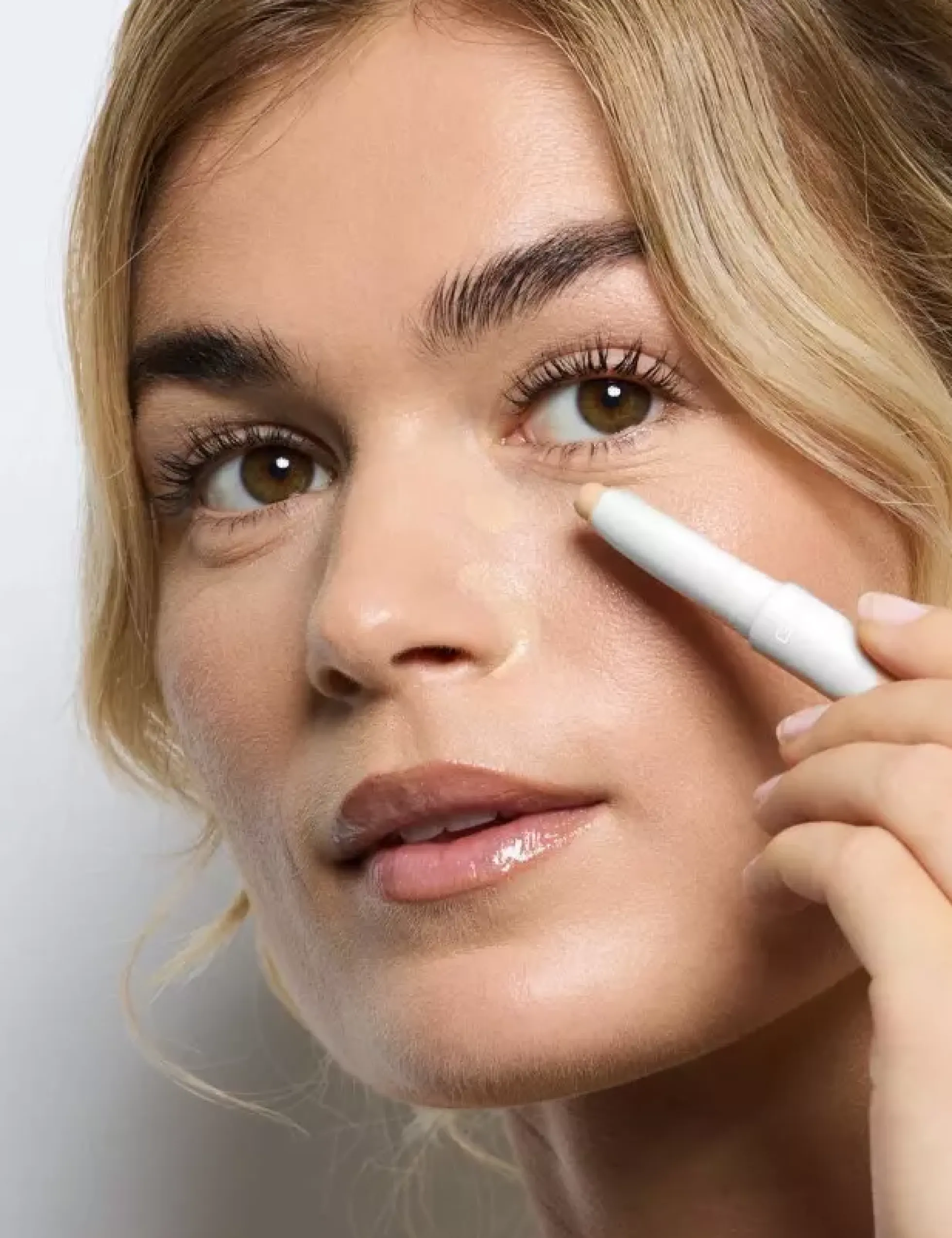Gosh MELT STICK contour & conceral 002 Buttercream