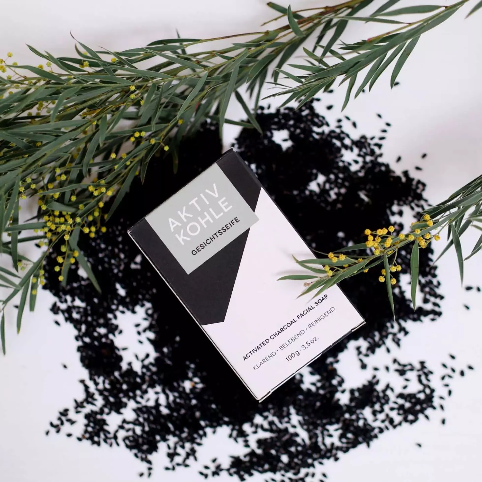 Klar Seifen Activated Charcoal Face Soap 100 g