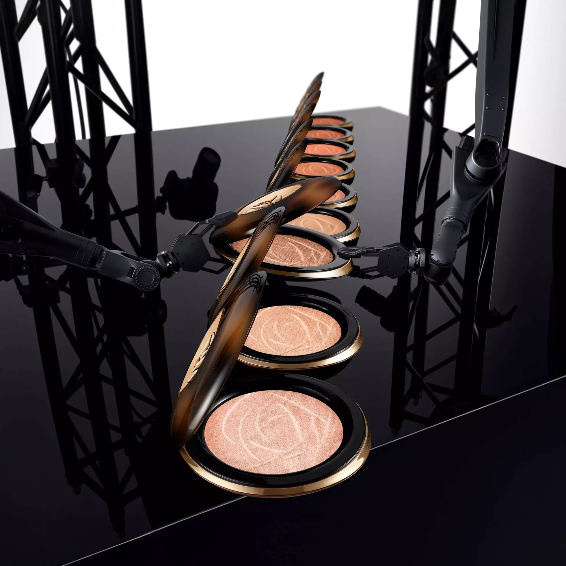 Lancôme C.E. Skin Transforming Highlighter 04 Halo Glow