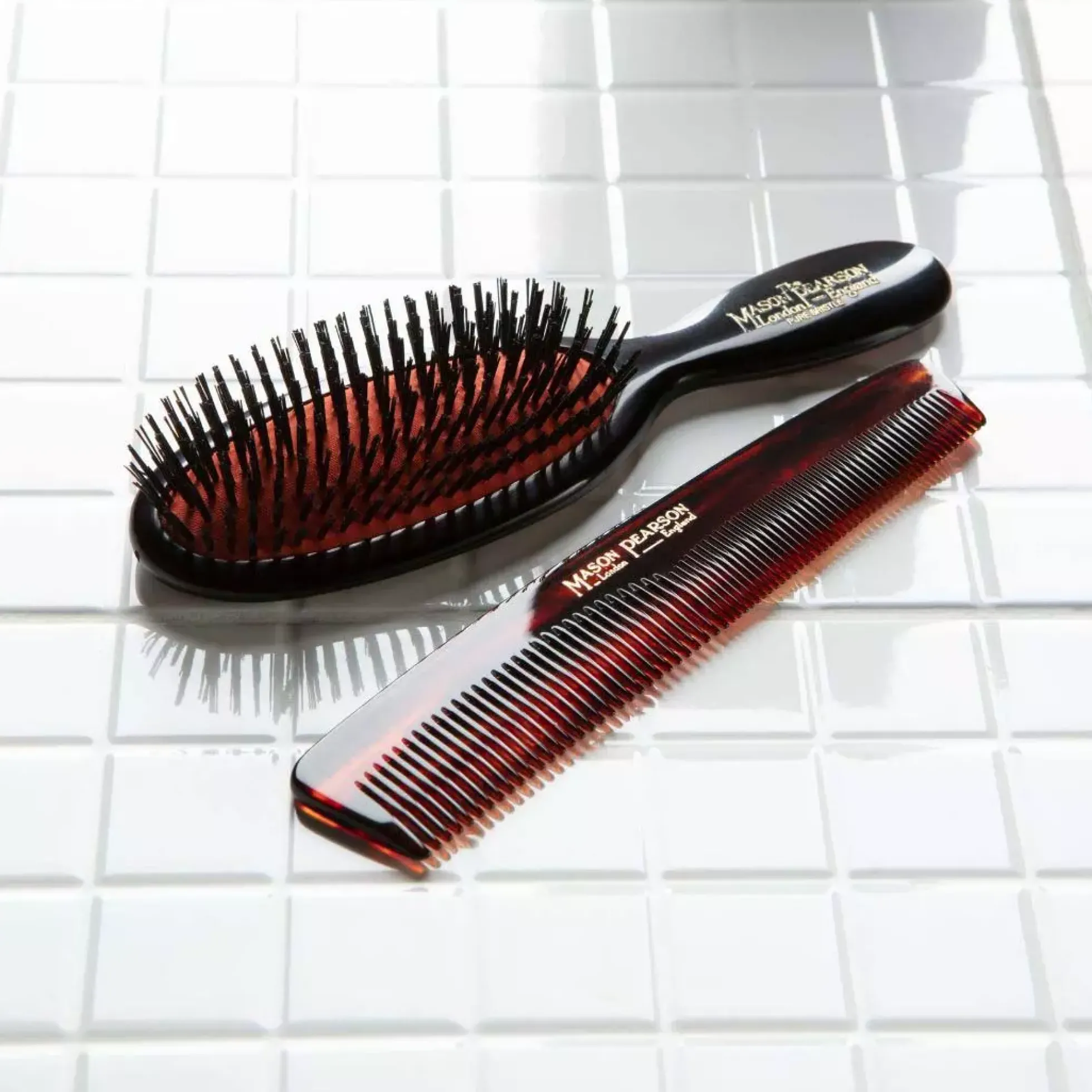 Mason PearsonPocket B4 Pure Bristle Dark Ruby