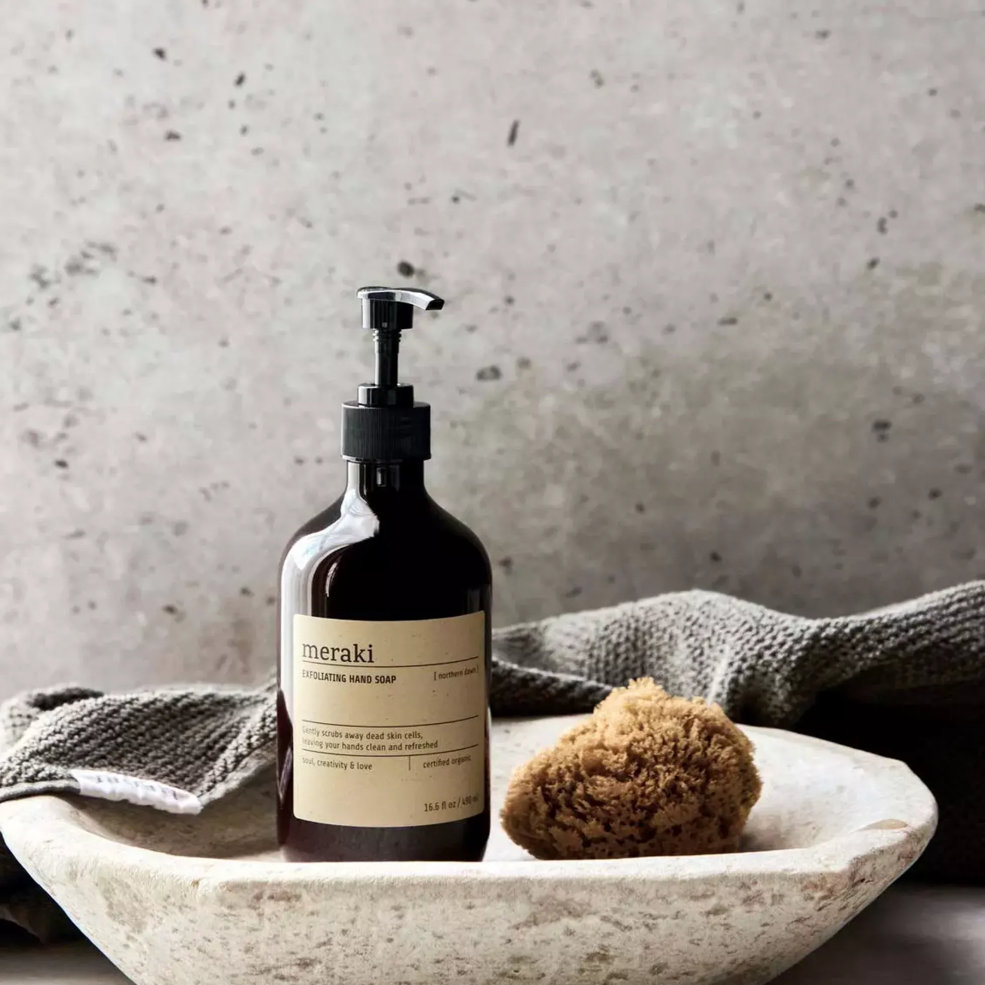 MerakiNorthern Dawn Exfoliating Hand Soap 490 ml
