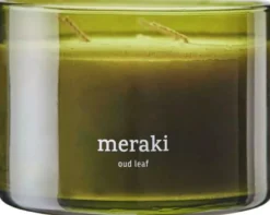 MerakiOud Leaf Scented Candle Medium
