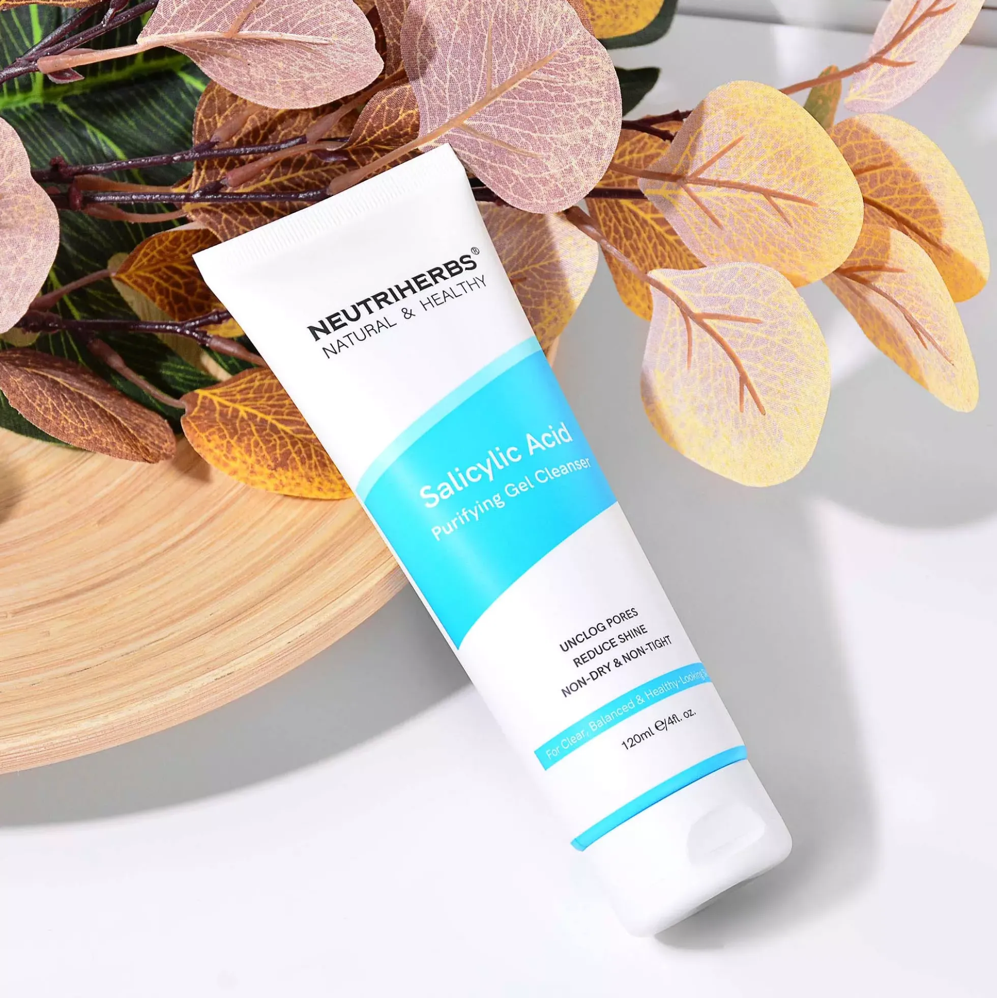 Neutriherbs Salicylic Acid Purifying Gel Cleanser 120 ml