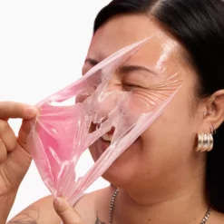 Smuuti Skin Strawberry Boost Wrapping Mask
