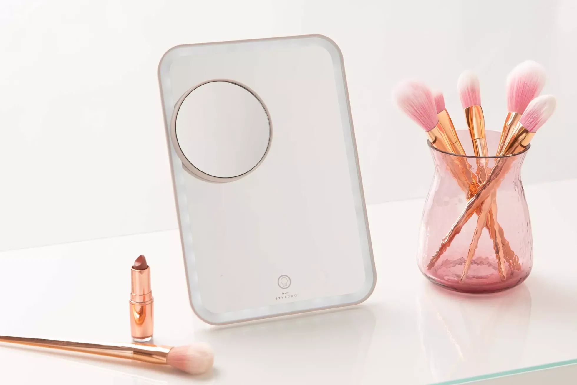 STYLPRO Glow & Go™ Travel Mirror